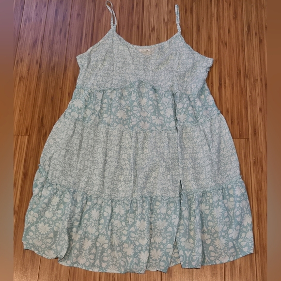 NWOT Maurcies Floral Tiered Sundress - Picture 1 of 6
